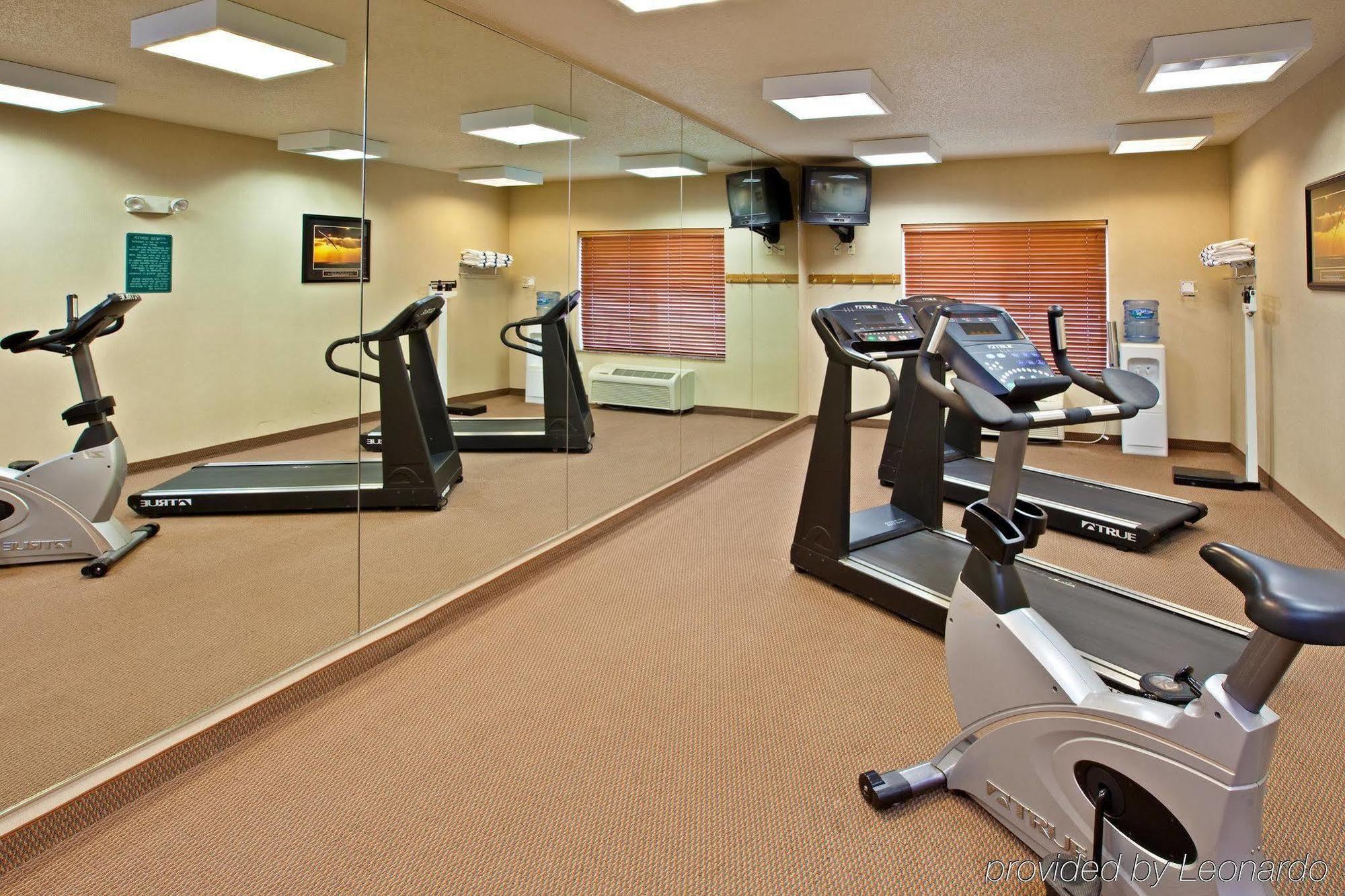 Holiday Inn Express & Suites Logan, An Ihg Hotel Fasiliteter bilde